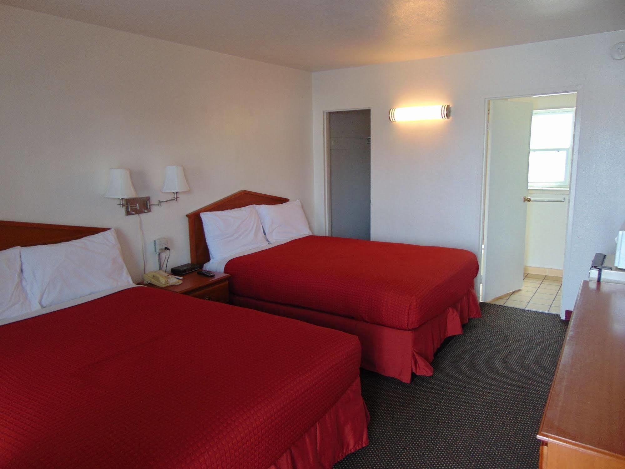 Econo Lodge Moses Lake Εξωτερικό φωτογραφία